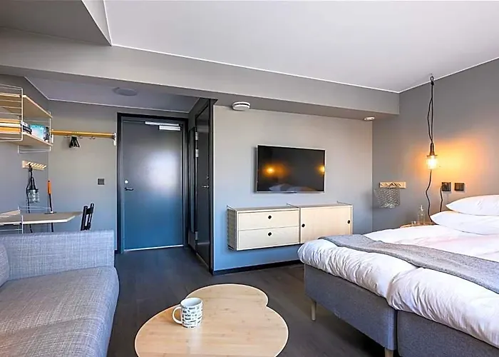 Blomloefs Hotell Saltoe